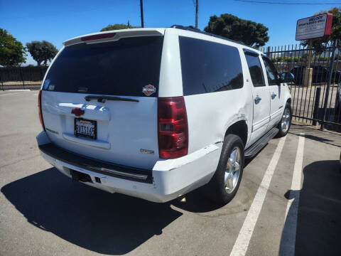 2011 Chevrolet Suburban LT