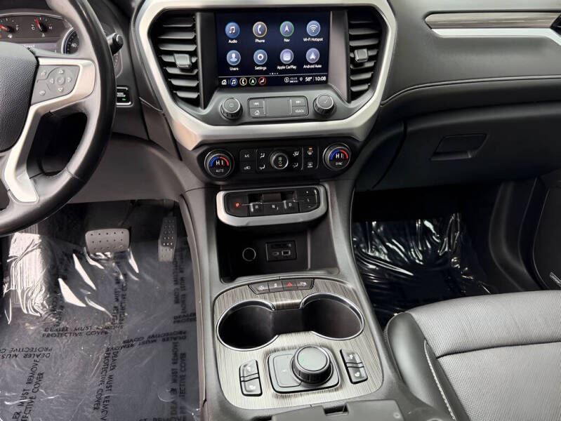 2021 GMC Acadia SLT