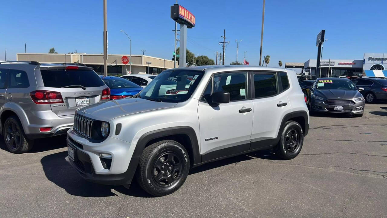 2019 Jeep Renegade for sale at Auto Plaza in Fresno, CA