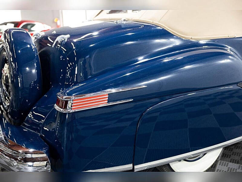 1942 Lincoln Continental