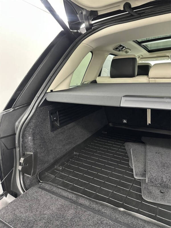 2021 Land Rover Range Rover P400 HSE Westminster Edition