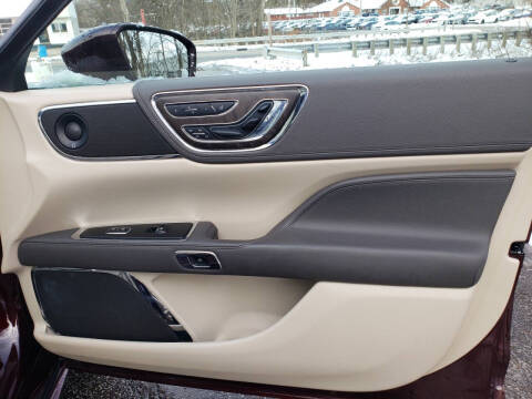 2019 Lincoln Continental Reserve