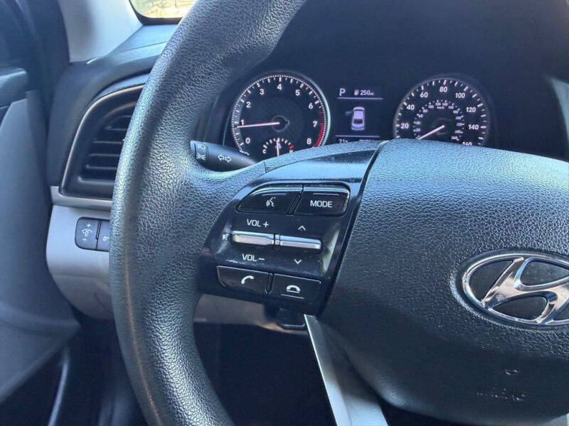 2019 Hyundai Elantra