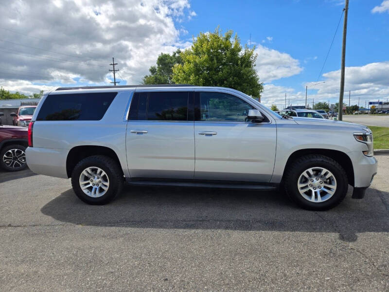 2017 Chevrolet Suburban LT