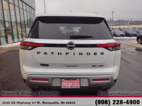 2025 Nissan Pathfinder SL