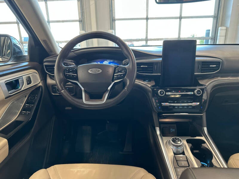 2021 Ford Explorer Platinum