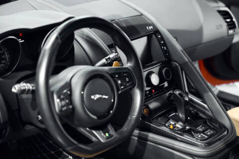2015 Jaguar F-TYPE R