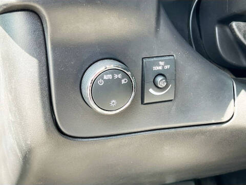 2025 Chevrolet Express 2500