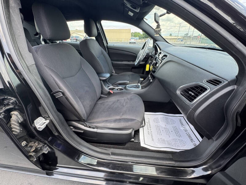 2014 Chrysler 200 Touring
