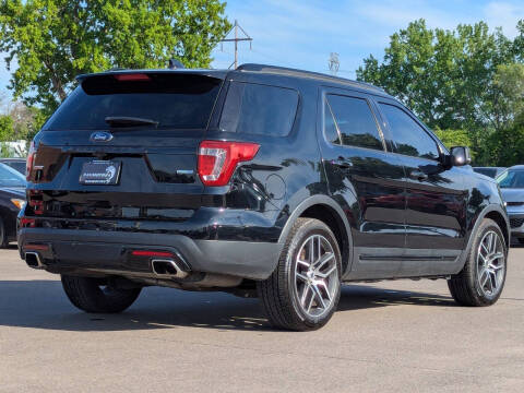 2017 Ford Explorer Sport