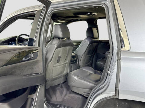 2020 Cadillac Escalade Platinum