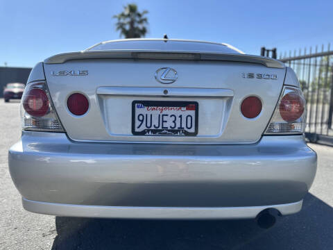 2003 Lexus IS 300