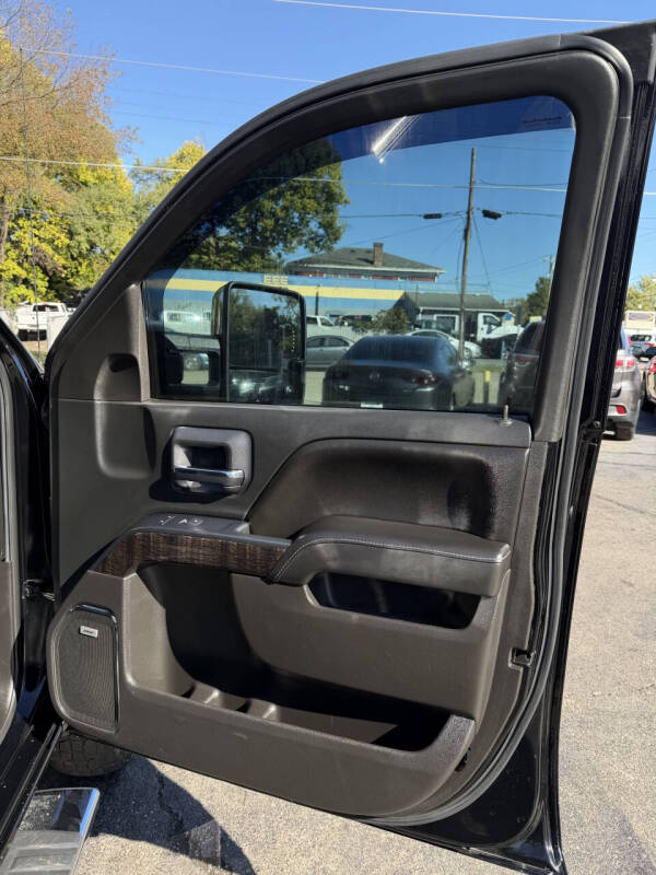 2016 GMC Sierra 3500HD Denali