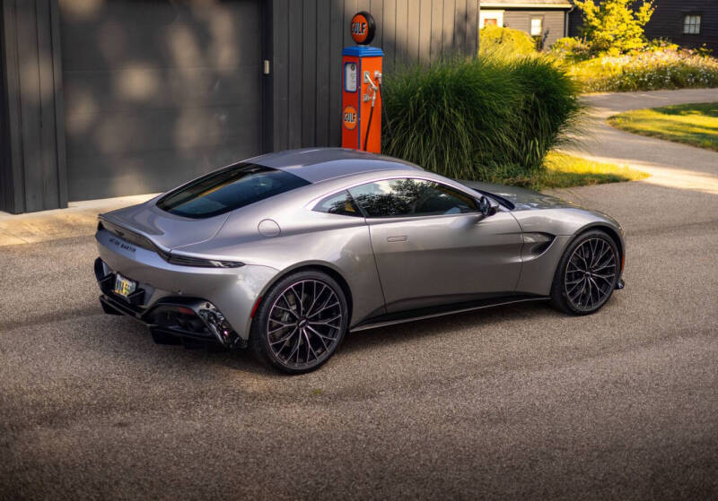 2023 Aston Martin Vantage