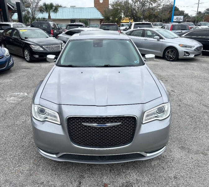 2018 Chrysler 300 Limited