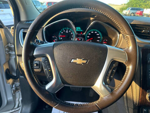 2017 Chevrolet Traverse LT