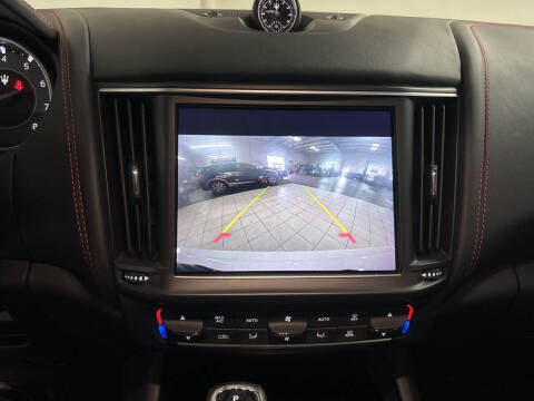 2022 Maserati Levante Modena