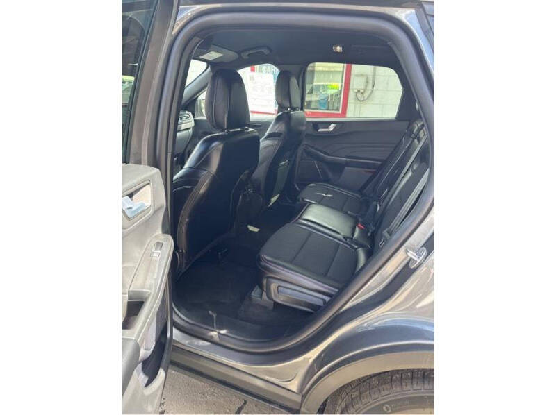 2025 Ford Escape ST-Line Select