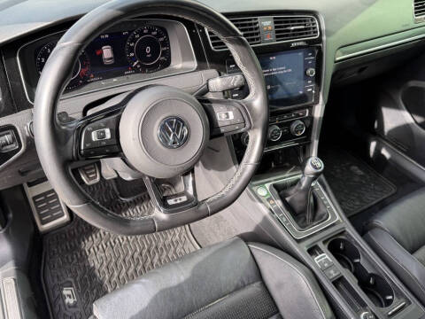 2018 Volkswagen Golf R 4Motion