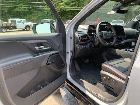 2025 Chevrolet Silverado EV RST