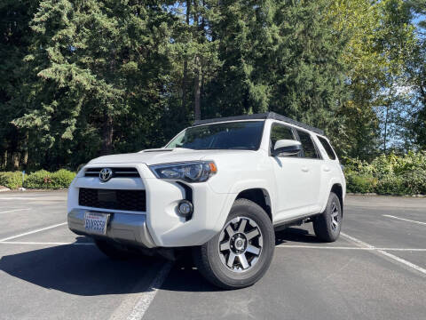 2020 Toyota 4Runner for sale at Modern Classic Automotive in Federal Way WA