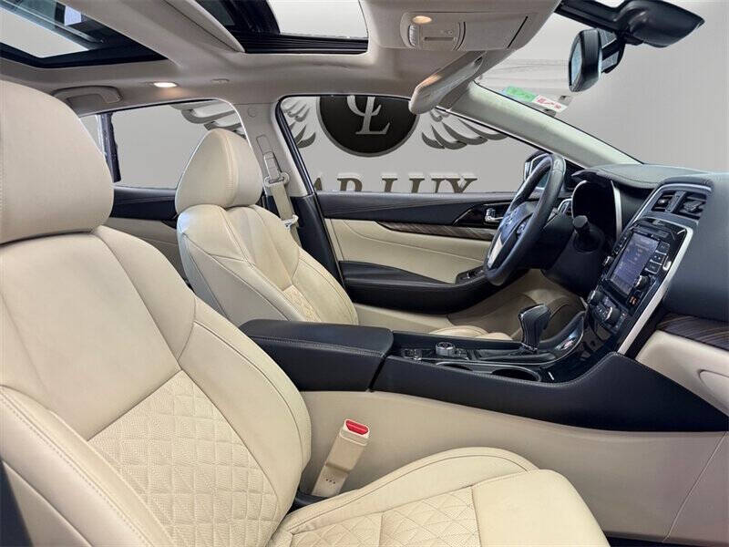 2016 Nissan Maxima Platinum