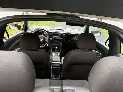 2014 Volkswagen Beetle 1.8T Entry PZEV