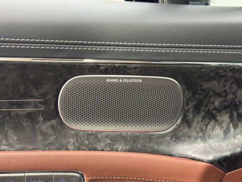 2024 Genesis G90 3.5T e-Supercharger