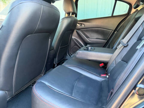2016 Mazda MAZDA3 i Grand Touring