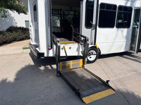 2011 Ford E-Series E-350 SD