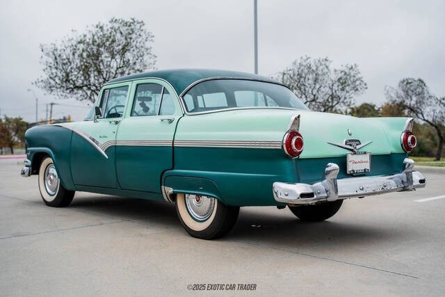 1956 Ford Fairlane