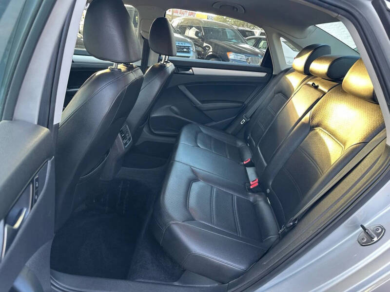 2013 Volkswagen Passat