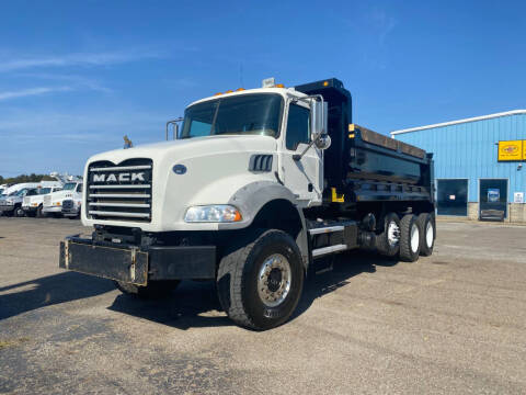 2016 Mack Granite