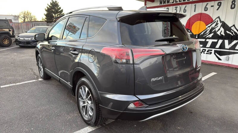 2016 Toyota RAV4 Hybrid XLE