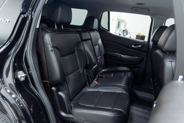 2021 GMC Acadia SLT