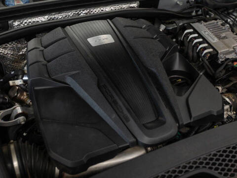 2021 Porsche Macan Turbo