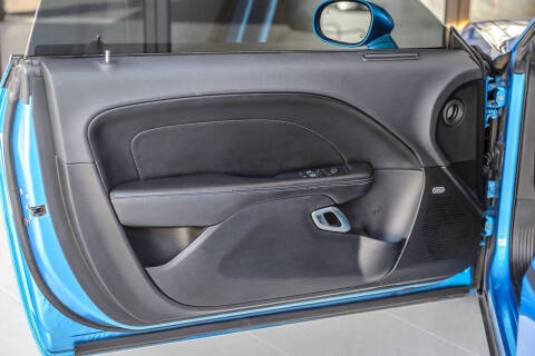 2015 Dodge Challenger SXT Plus