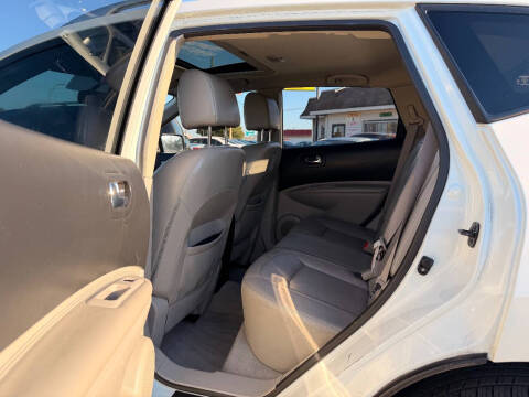 2013 Nissan Rogue SV w/SL Package