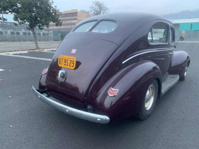 1940 Ford Deluxe