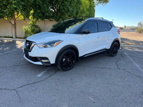 2020 Nissan Kicks SR