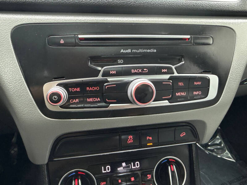 2017 Audi Q3 2.0T Premium