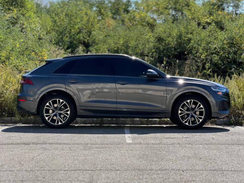 2021 Audi Q8 quattro Premium 55 TFSI