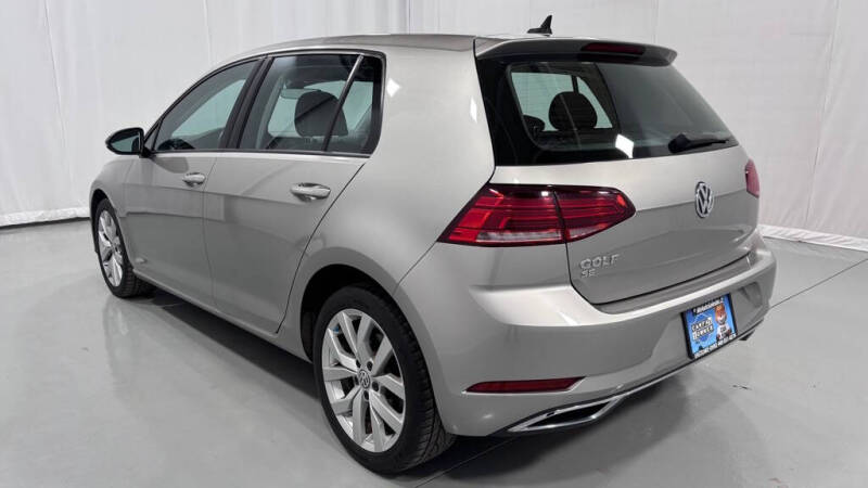 2019 Volkswagen Golf SE