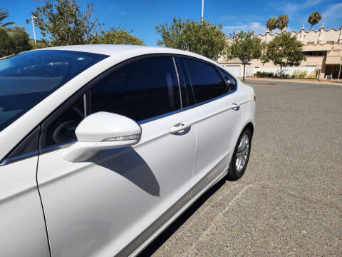 2013 Ford Fusion SE