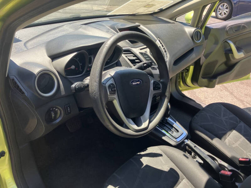 2011 Ford Fiesta SE