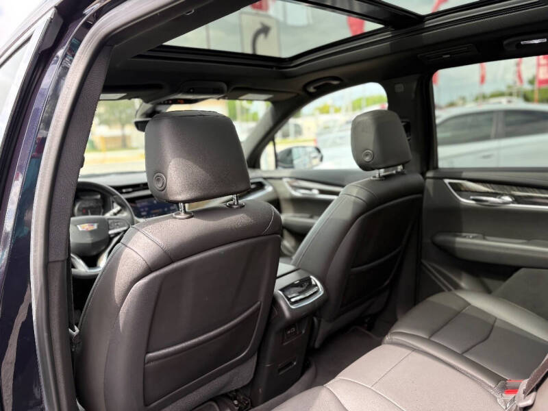 2022 Cadillac XT6 Premium Luxury