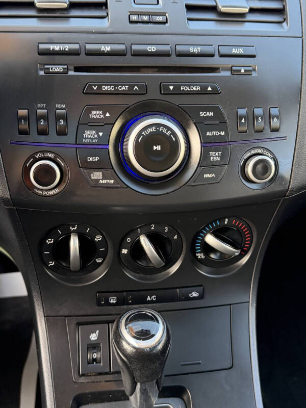 2012 Mazda MAZDA3 i Grand Touring