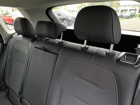 2023 Volkswagen Taos SE