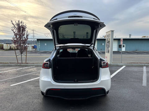 2022 Tesla Model Y Long Range