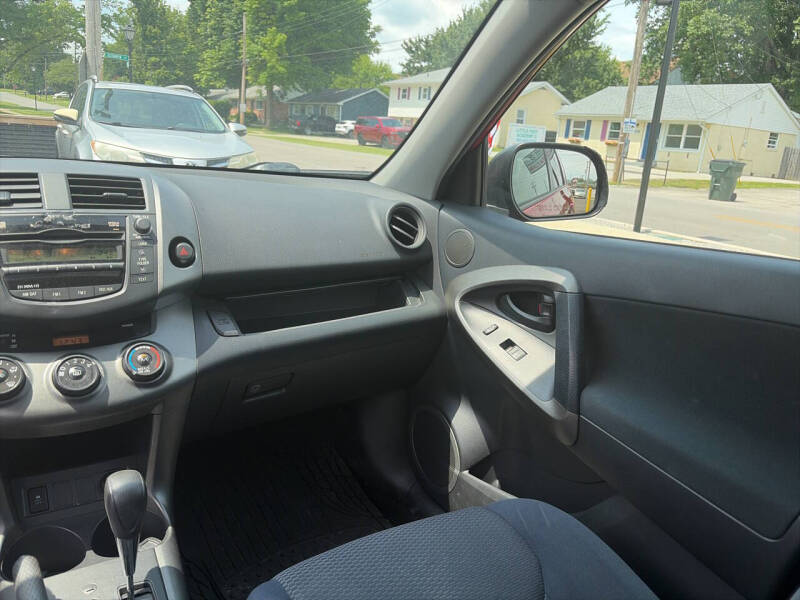 2011 Toyota RAV4 Sport
